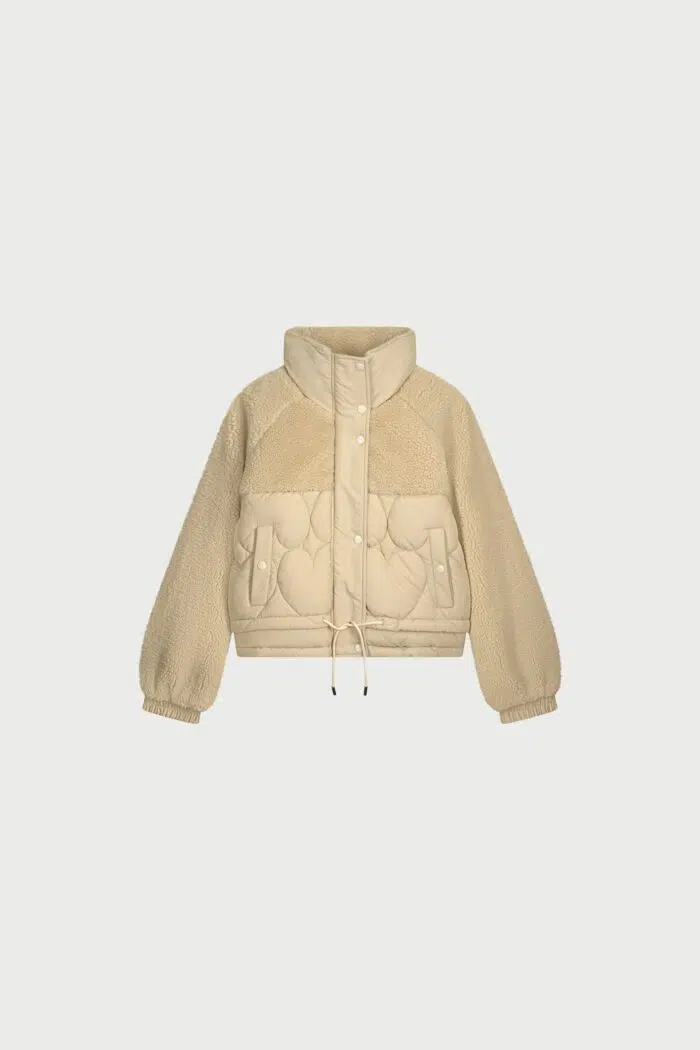 Uma Coat