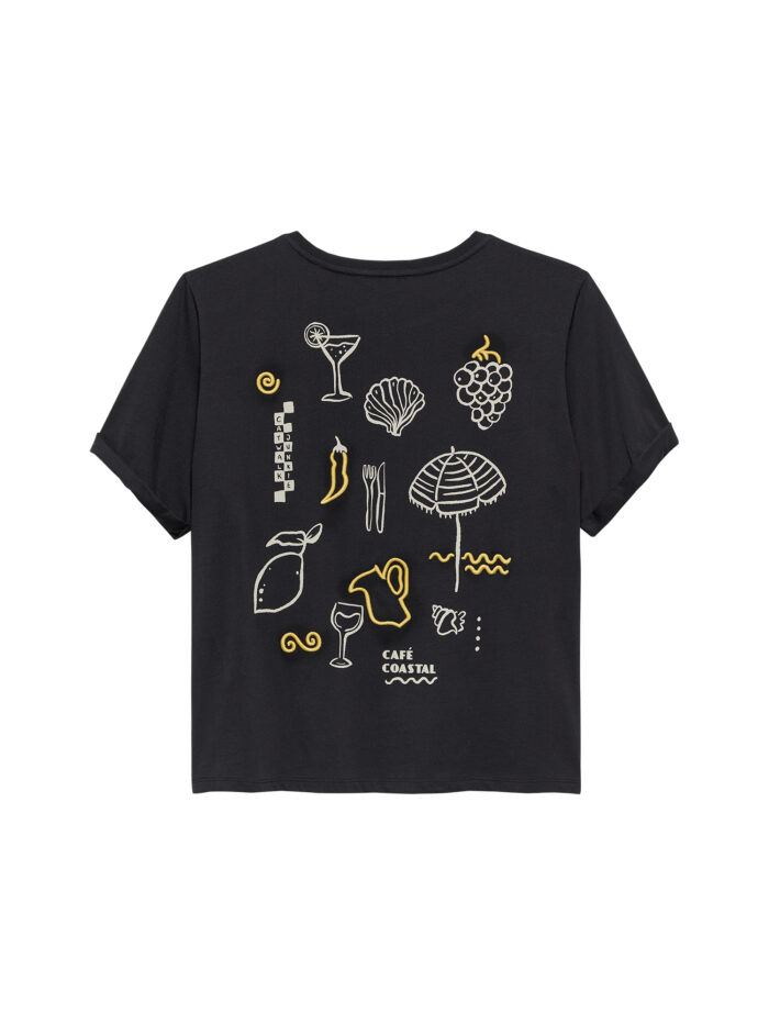 Graphic roll up sleeve Tshirt