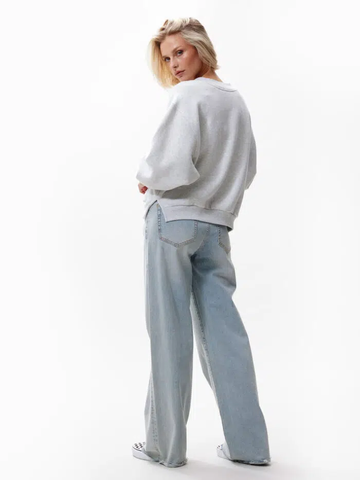 Sweater with Vneck - Afbeelding 5